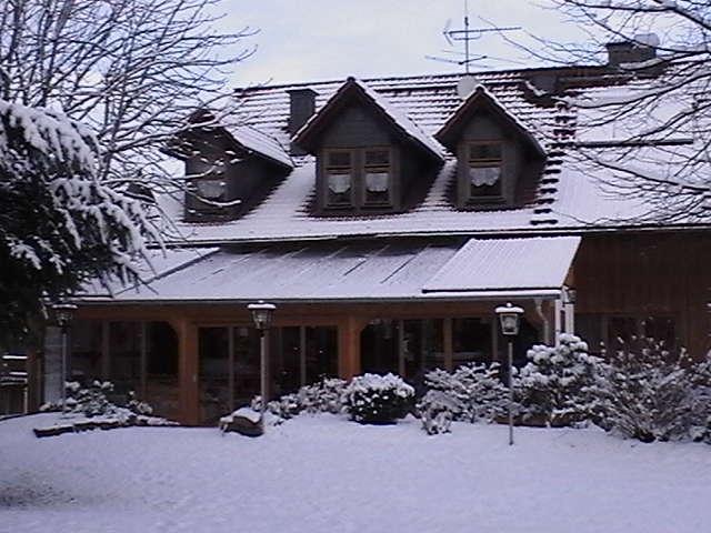 Blütenhotel Village Marburg Exterior foto